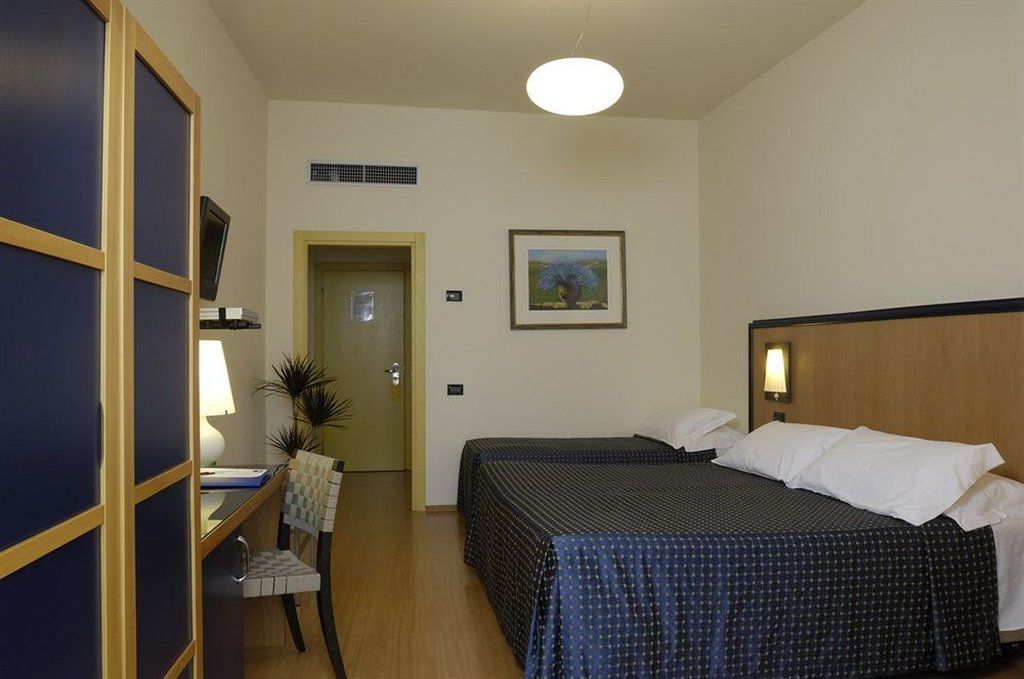 Hotel Masini Forlì Pokoj fotografie