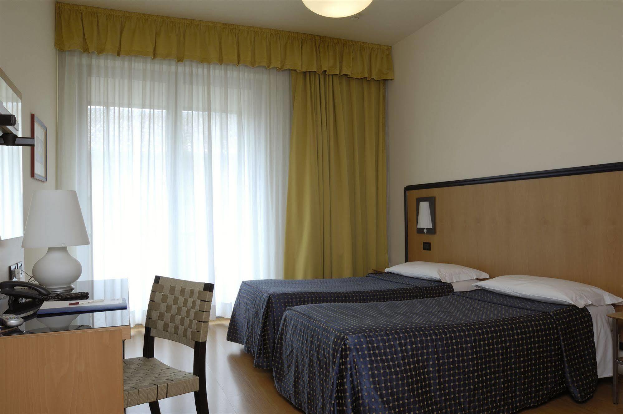 Hotel Masini Forlì Pokoj fotografie